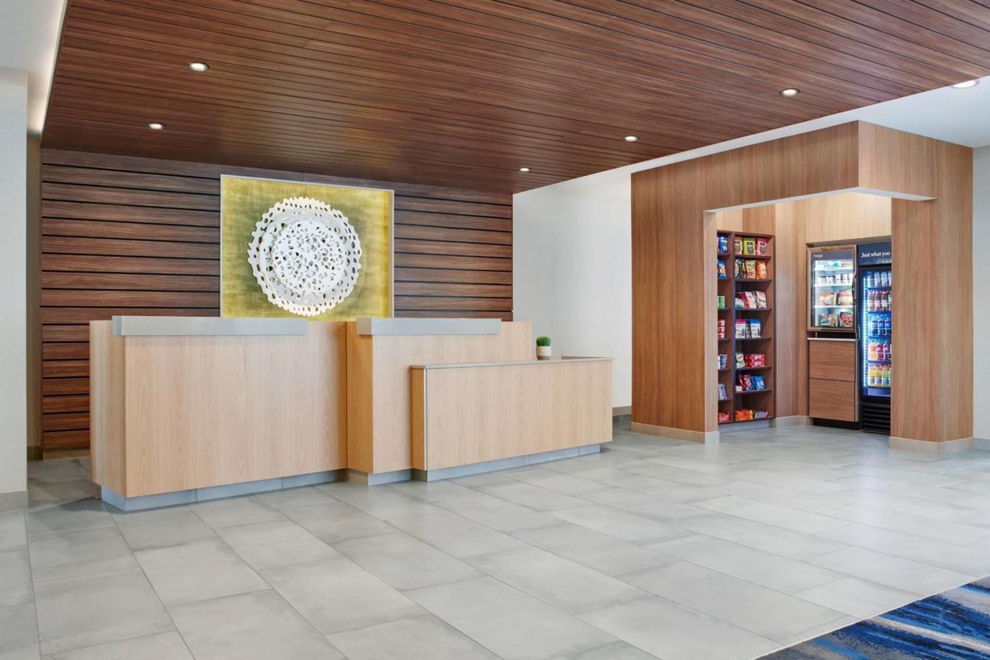 Fairfield By Marriott Inn & Suites Portland Нюбърг Екстериор снимка